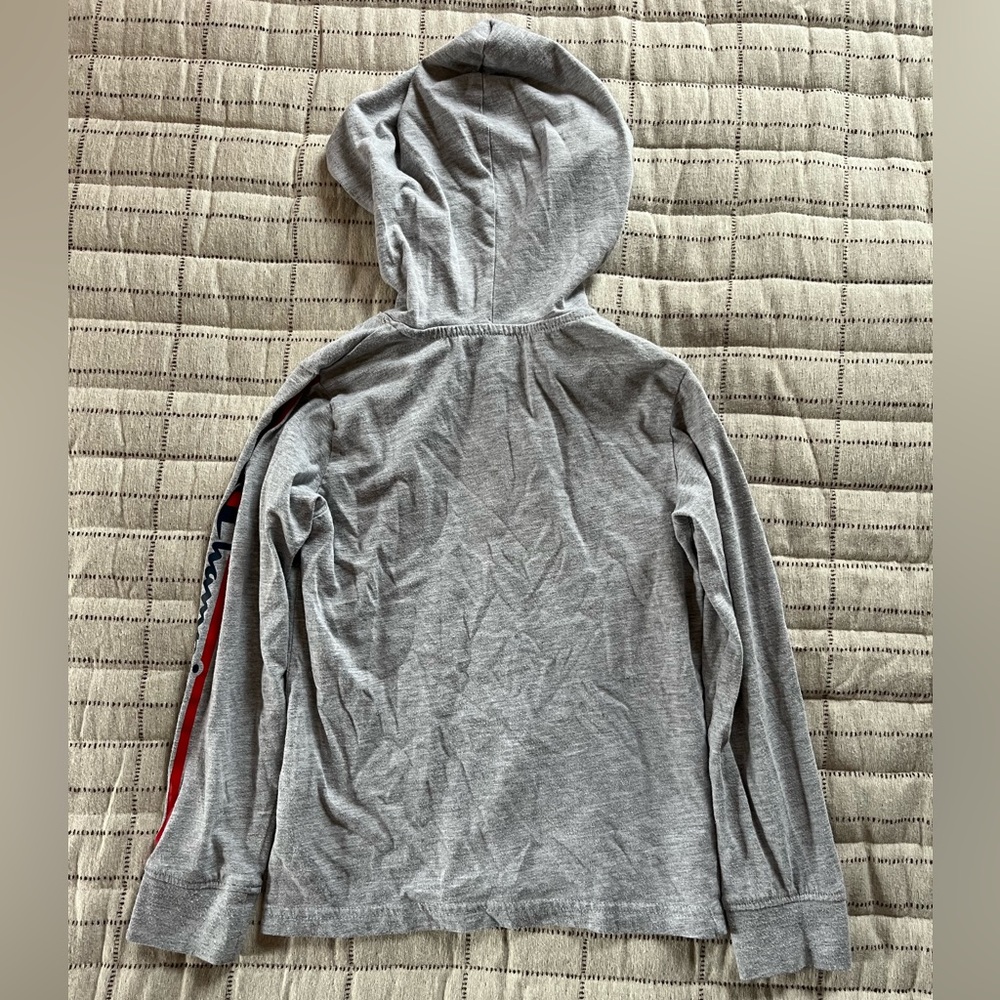 Boys (6) Champion Hooded Long-Sleeve - Picture 4 of 4